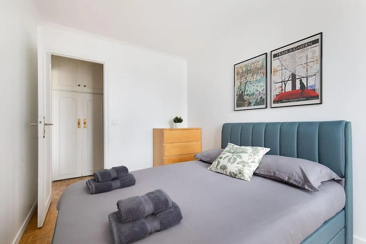 פריז Lovely Appartement-2Rooms-6P Sunshine-Quiet-Subway 0*,  צרפת
